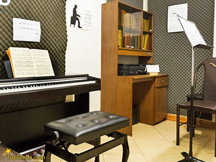 آموزشگاه موسیقی نوین