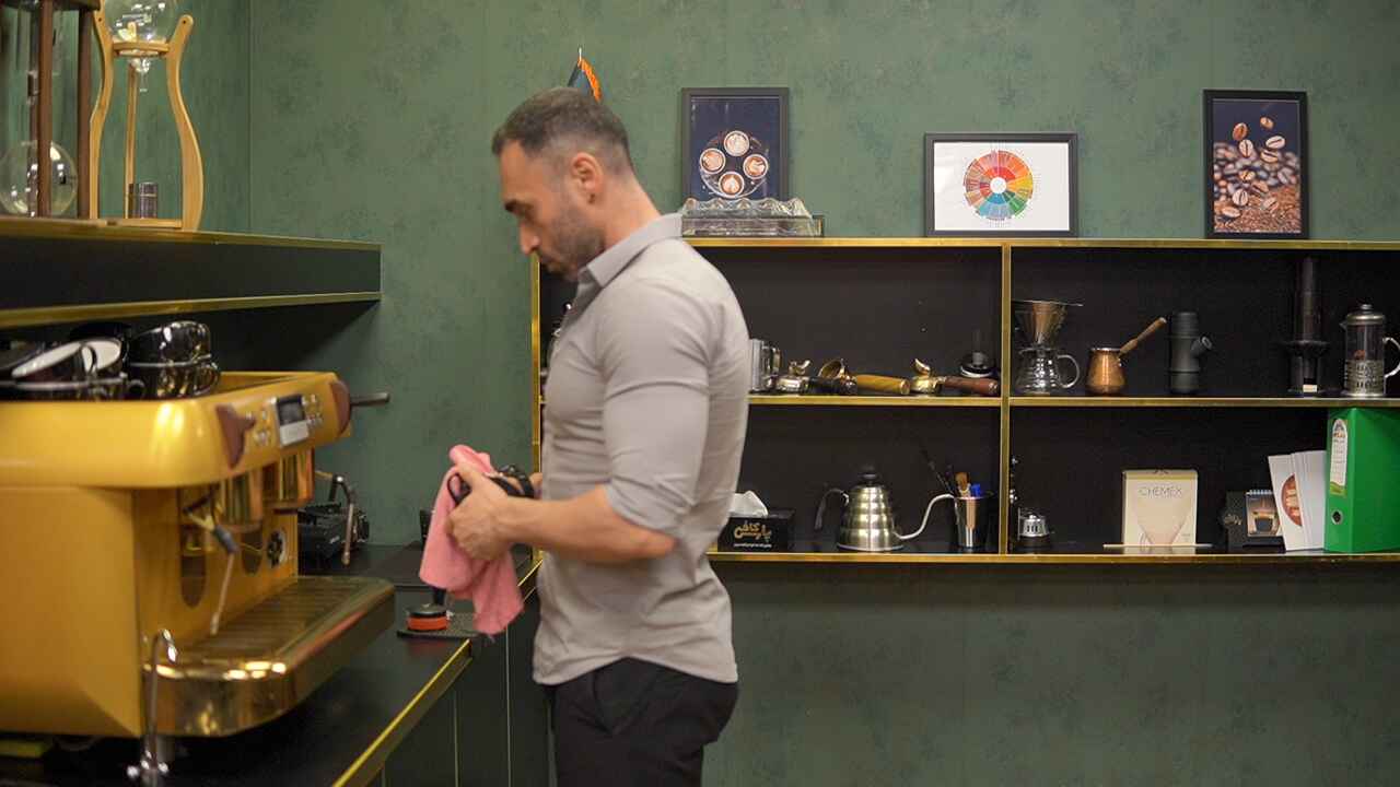 جوانان دهه 80 با دروه باریستا بهترین شغل را برای خود انتخاب کردند